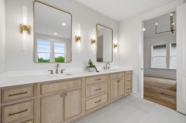 905A Potter Ln, Nashville, TN 37206