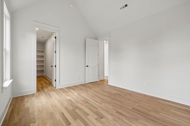 905A Potter Ln, Nashville, TN 37206