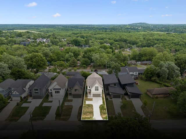 905A Potter Ln, Nashville, TN 37206