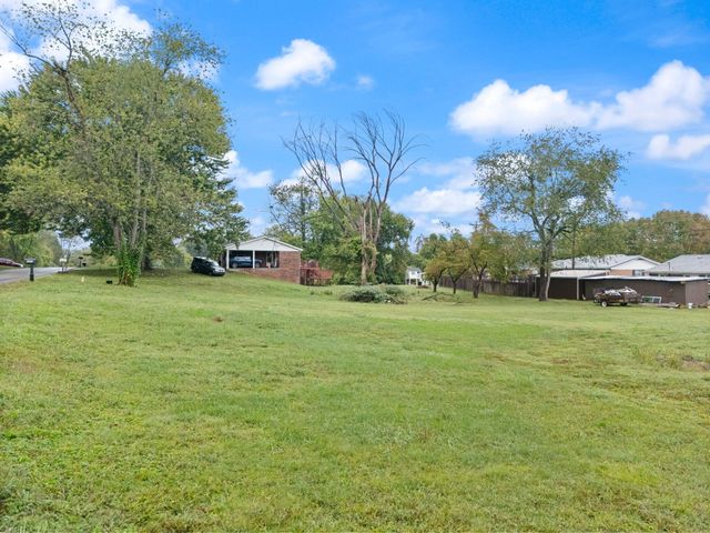 119 Twin Rivers Drive, Bronston, KY 42518