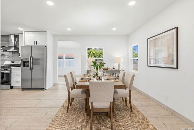 834 Chevy Chase, San Antonio, TX 78209