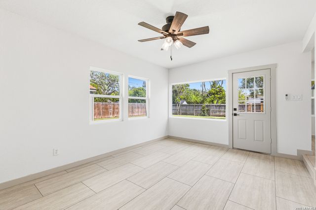 834 Chevy Chase, San Antonio, TX 78209