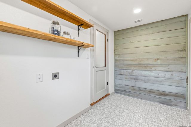 834 Chevy Chase, San Antonio, TX 78209