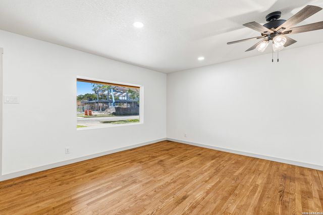 834 Chevy Chase, San Antonio, TX 78209