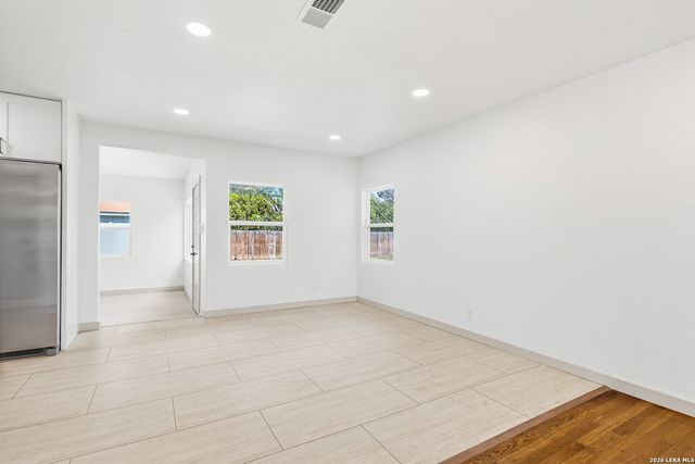 834 Chevy Chase, San Antonio, TX 78209