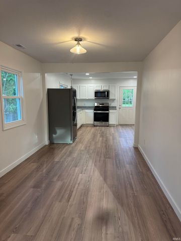 2523 S Meeker Avenue, Muncie, IN 47302