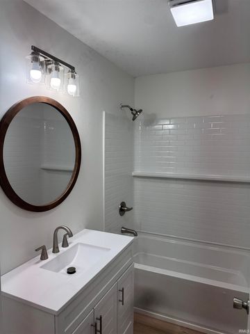 2523 S Meeker Avenue, Muncie, IN 47302