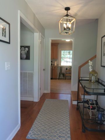 1751 Crabtree Road, Hixson, TN 37343