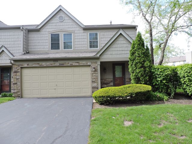 1334 Gloucester Circle, Carol Stream, IL 60188