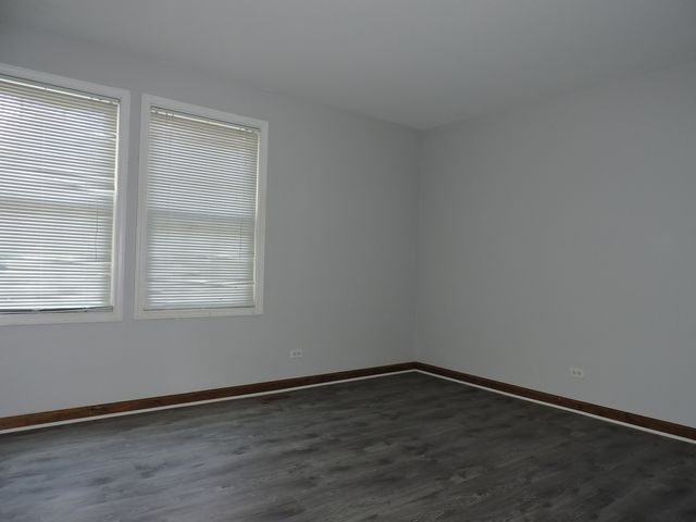 1334 Gloucester Circle, Carol Stream, IL 60188