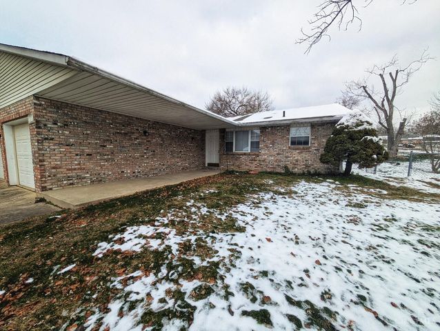 209 Rossman Court, Franklin, OH 45005