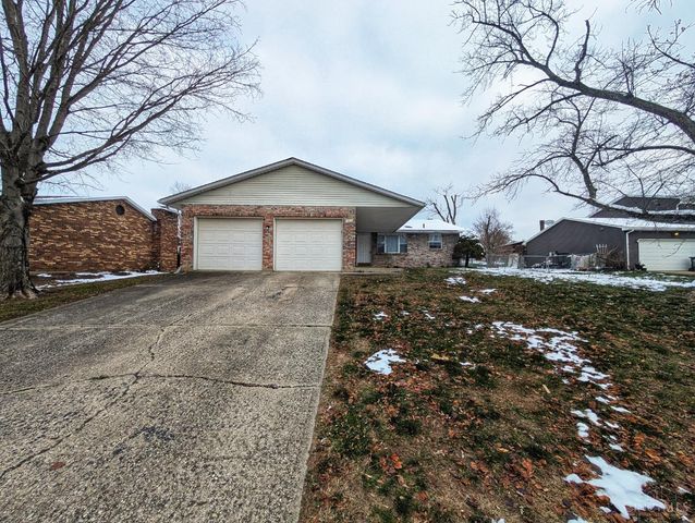 209 Rossman Court, Franklin, OH 45005