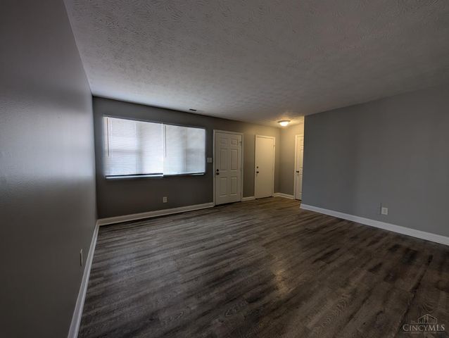 209 Rossman Court, Franklin, OH 45005