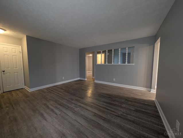 209 Rossman Court, Franklin, OH 45005