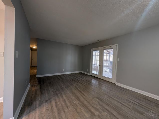 209 Rossman Court, Franklin, OH 45005