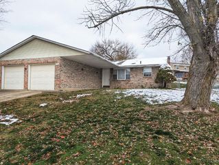 209 Rossman Court, Franklin, OH 45005