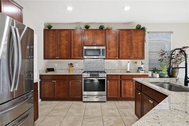 1417 Deep Valley Avenue, North Las Vegas, NV 89084