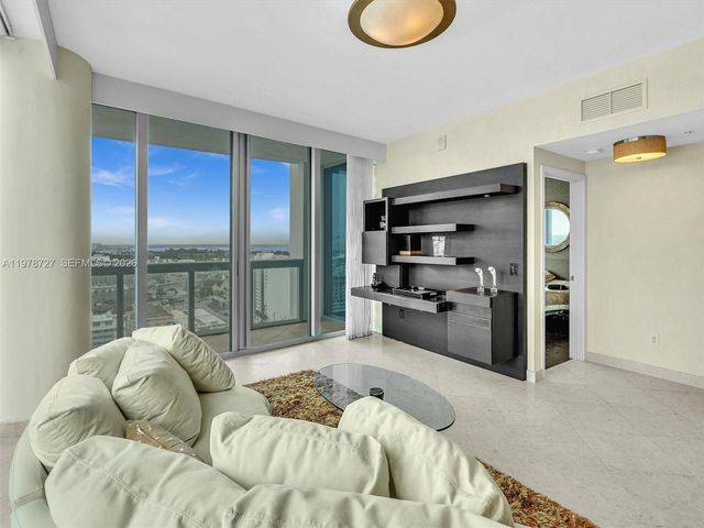 6899 Collins Ave 2109, Miami Beach, FL 33141