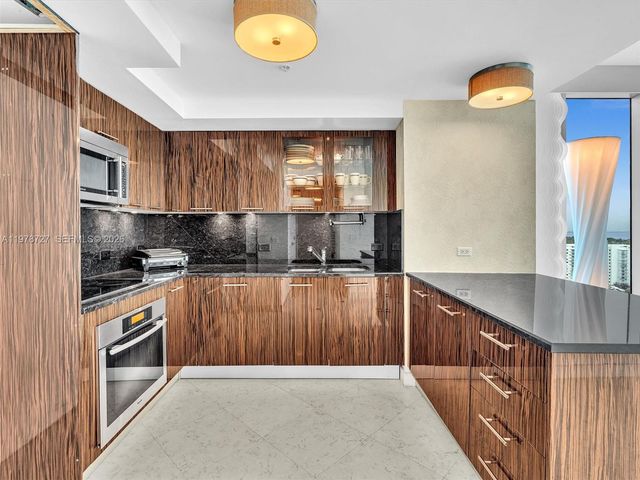 6899 Collins Ave 2109, Miami Beach, FL 33141