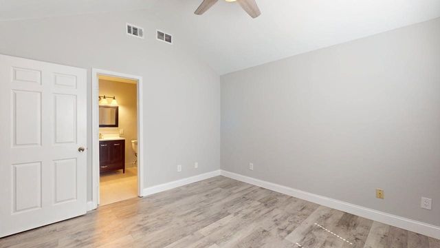 833 W Harwood Road F, Hurst, TX 76054