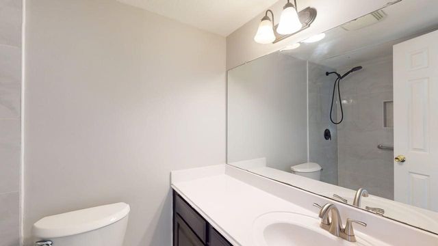 833 W Harwood Road F, Hurst, TX 76054