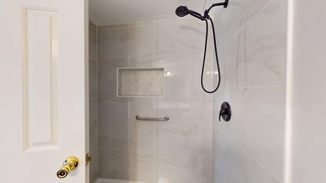 833 W Harwood Road F, Hurst, TX 76054