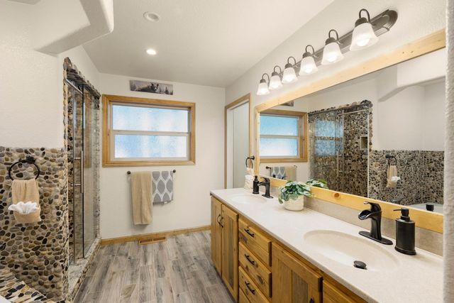 3894 Ottawa Dr, Camp Connell, CA 95223