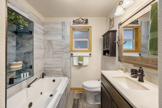 3894 Ottawa Dr, Camp Connell, CA 95223