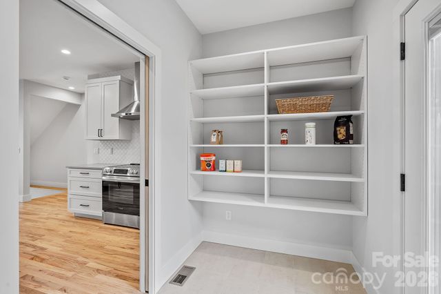 13 Gudger Road, Asheville, NC 28806