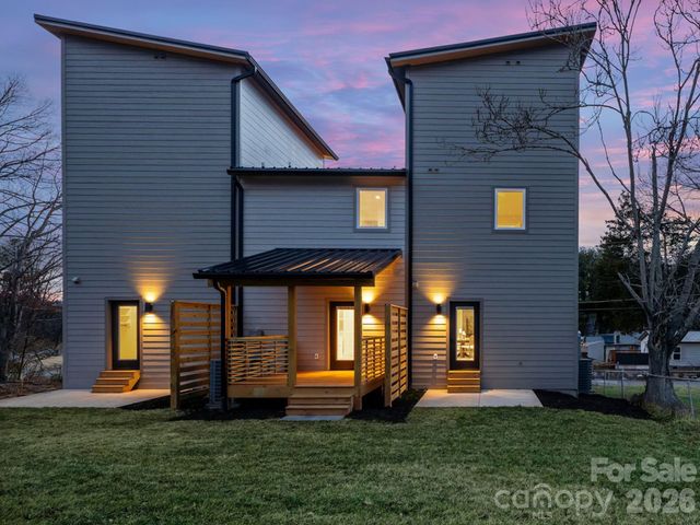 13 Gudger Road, Asheville, NC 28806