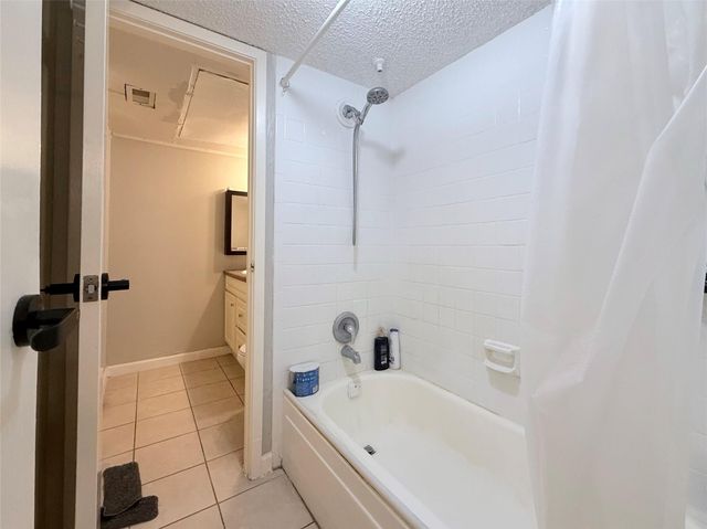 10110 Forum West Drive 333, Houston, TX 77036