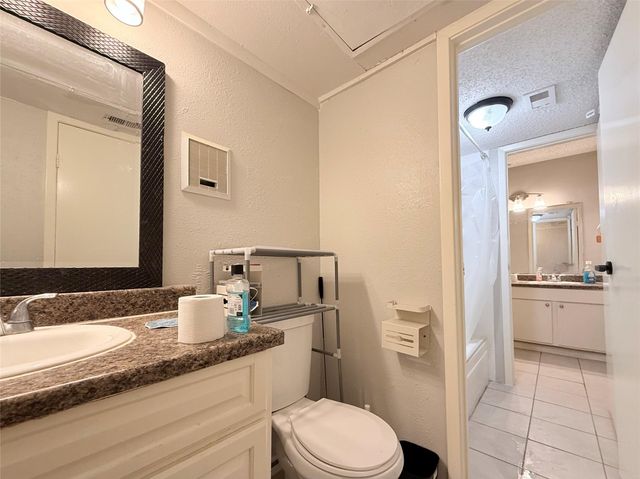 10110 Forum West Drive 333, Houston, TX 77036