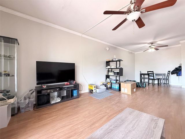 10110 Forum West Drive 333, Houston, TX 77036