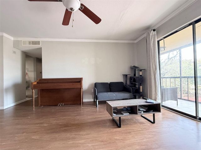 10110 Forum West Drive 333, Houston, TX 77036