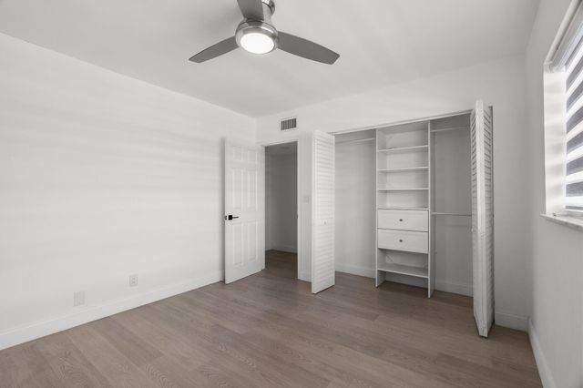 5 Abbey Lane 207, Delray Beach, FL 33446