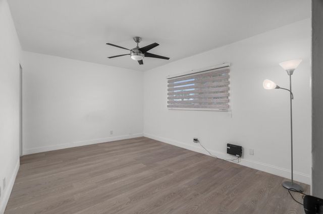 5 Abbey Lane 207, Delray Beach, FL 33446