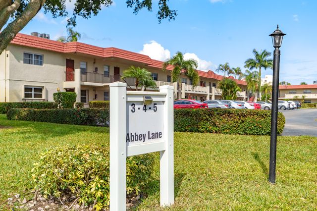 5 Abbey Lane 207, Delray Beach, FL 33446