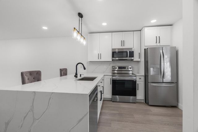 5 Abbey Lane 207, Delray Beach, FL 33446