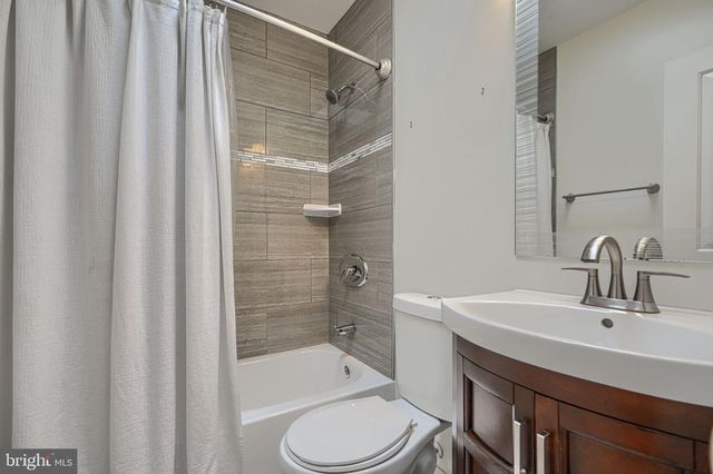 138 S CLINTON ST, Baltimore, MD 21224