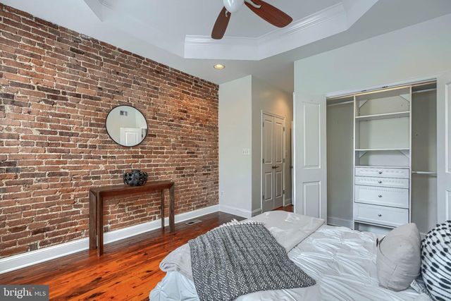 138 S CLINTON ST, Baltimore, MD 21224