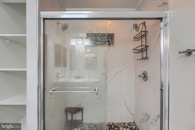 138 S CLINTON ST, Baltimore, MD 21224