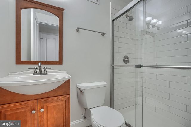 138 S CLINTON ST, Baltimore, MD 21224