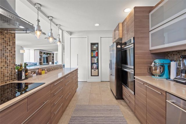 4801 SARASOTA AVENUE, Sarasota, FL 34234