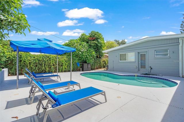 4801 SARASOTA AVENUE, Sarasota, FL 34234