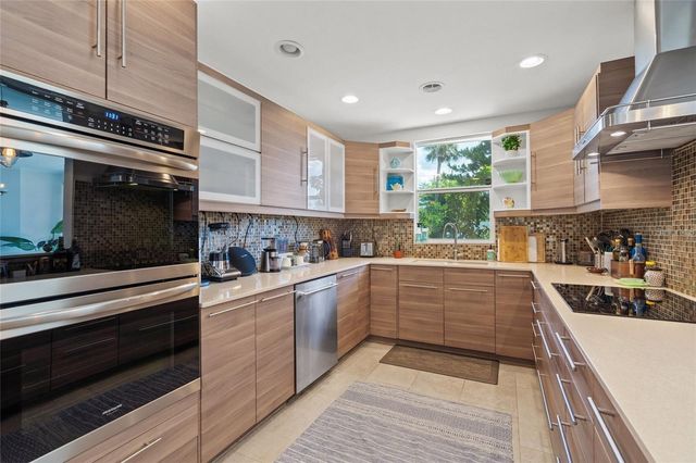 4801 SARASOTA AVENUE, Sarasota, FL 34234