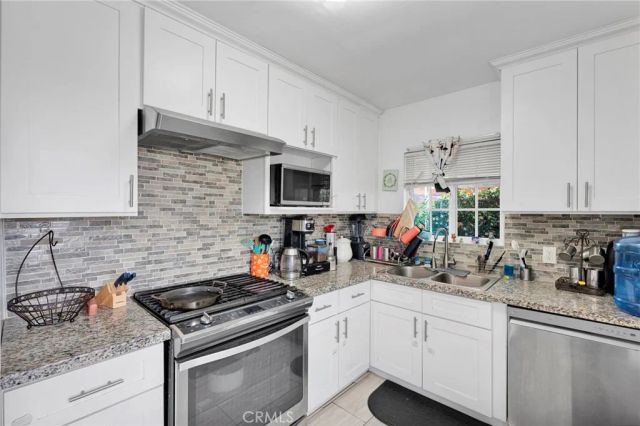 1688 W Cleveland Street, San Bernardino, CA 92411