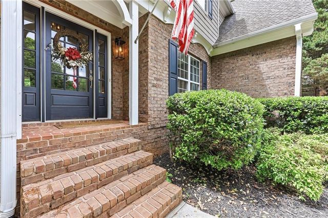 3095 Chattahoochee Trace, Gainesville, GA 30506