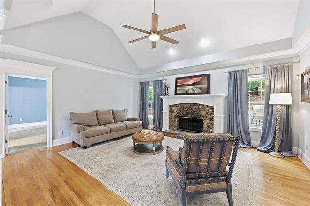 3095 Chattahoochee Trace, Gainesville, GA 30506