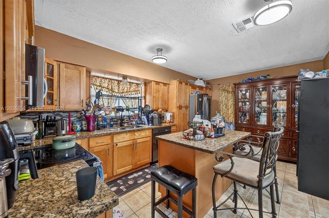 761 NE 139th Street, North Miami, FL 33161