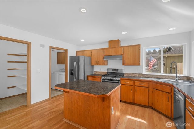 13308 108th Avenue E, Puyallup, WA 98374